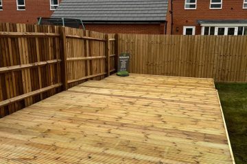 NCRoberts Landscaping - Decking